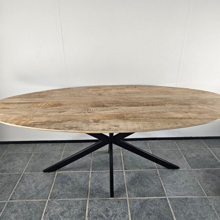 Dining table Oval 220x100cm (25mm top - Center leg)